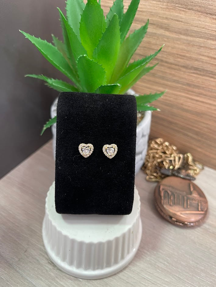 TOPO CORAZON PIEDRA BLANCA ORO LAMINADO