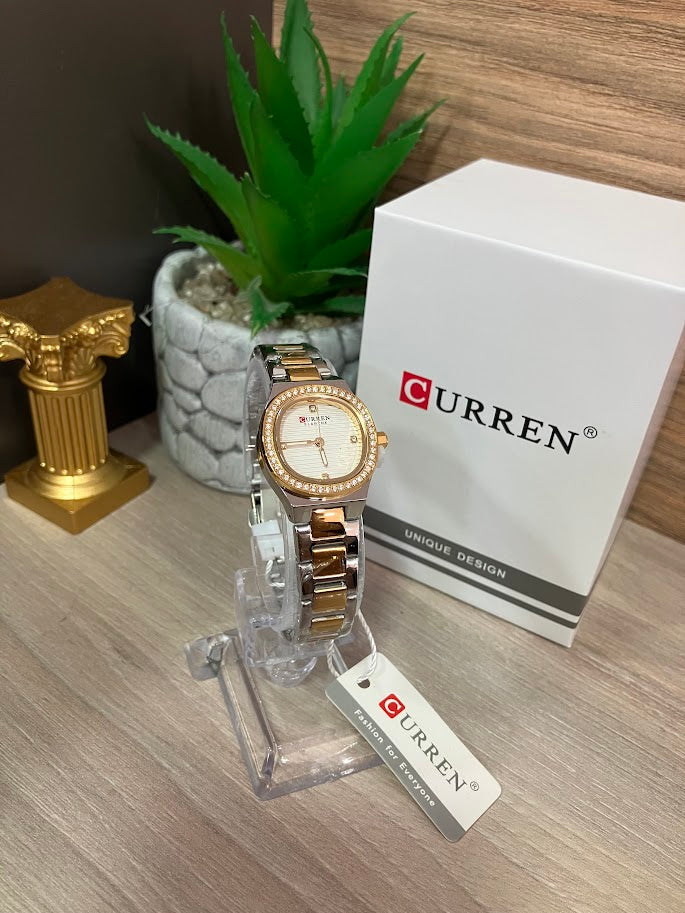 RELOJ CURREN DAMA BICOLOR FONDO BLANCO CON DETALES EN PIEDRA