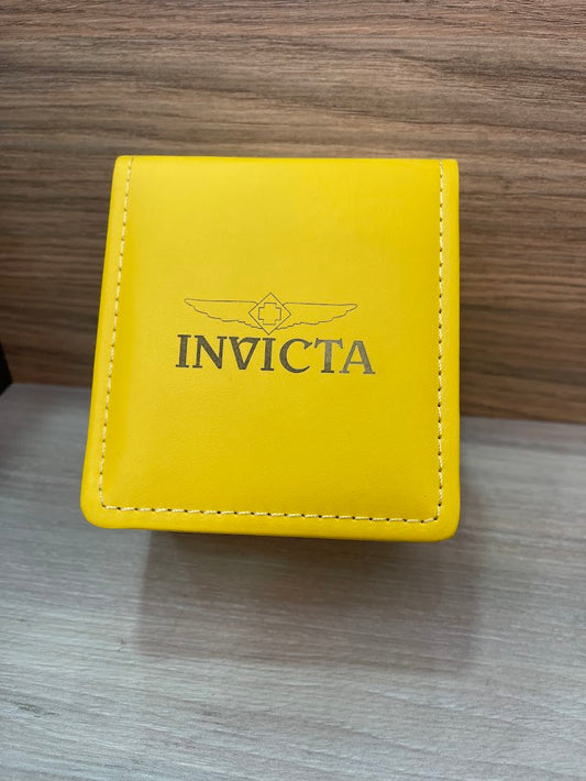 CAJA ESTILO COFRE INVICTA DE LUJO