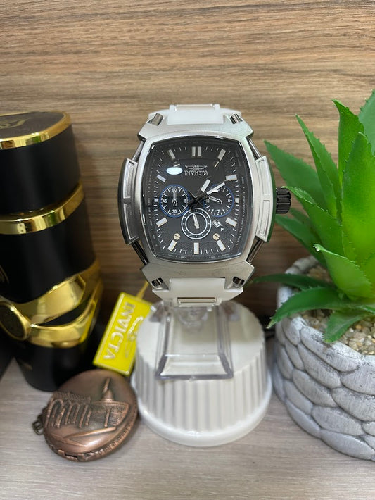 INVICTA RECTANGULAR BLANCO Y PLATEADO