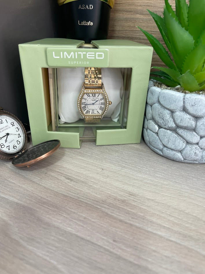 RELOJ LIMITED SUPERIOR DAMA DORADO DIAMANTADO NUMEROS ROMANOS