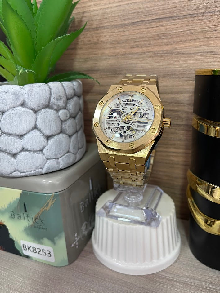 RELOJ BALTICK DORADO AUTOMATICO