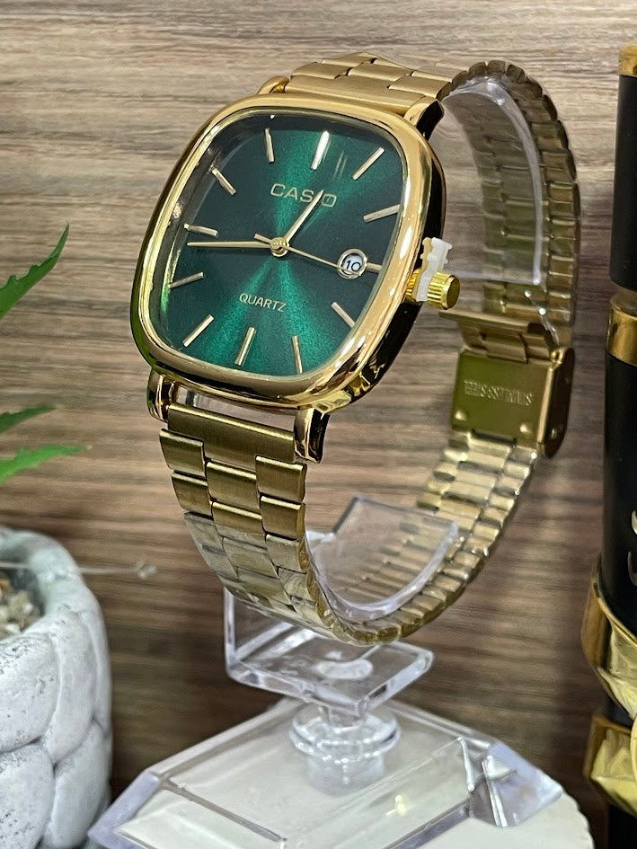 RELOJ CASIO DORADO TABLERO VERDE