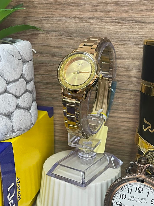 RELOJ QYQ DAMA DORADO DETALLE ESCARCHADO