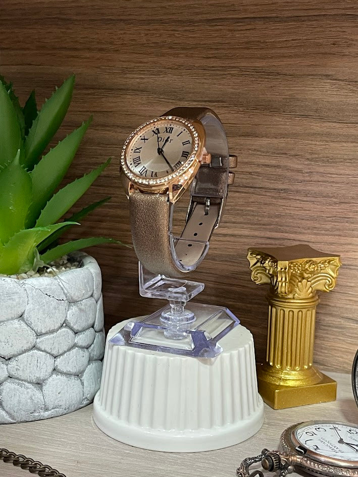 RELOJ DAMA DIOR DORADO DETALLES EN PIEDRA