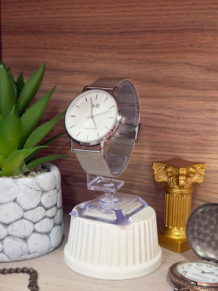 RELOJ QYQ PLATEADO CABALLERO MANILLA ESTERA
