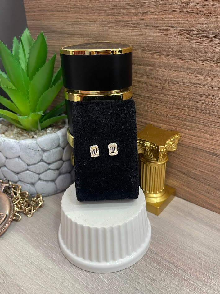 TOPO CUADRO CENTRO BAGUES BORDE CIRCON 5X8MM ORO LAMINADO