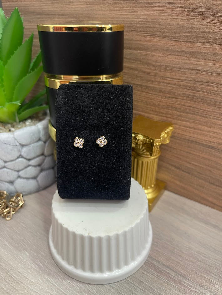 TOPO MINI FLOR 6MM CIRCON ORO LAMINADO