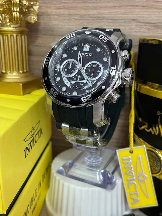 INVICTA CABALLERO NEGRO Y PLATEADO SILICONA