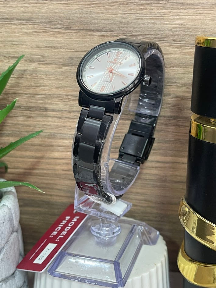RELOJ CHAXIGO DAMA NEGRO DETALLES ORO ROSA