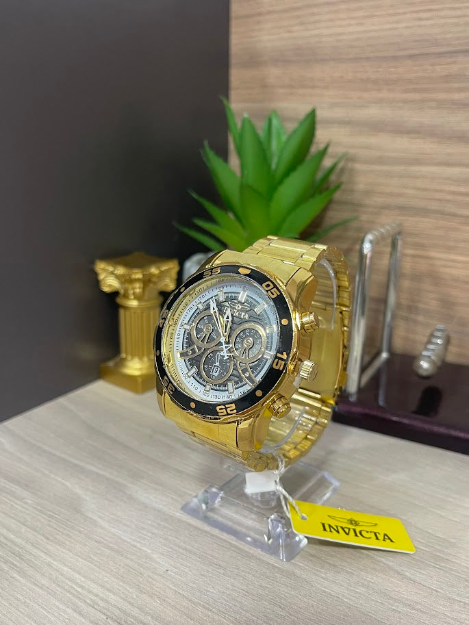 RELOJ INVICTA DORADO ARO NEGRO CABALLERO