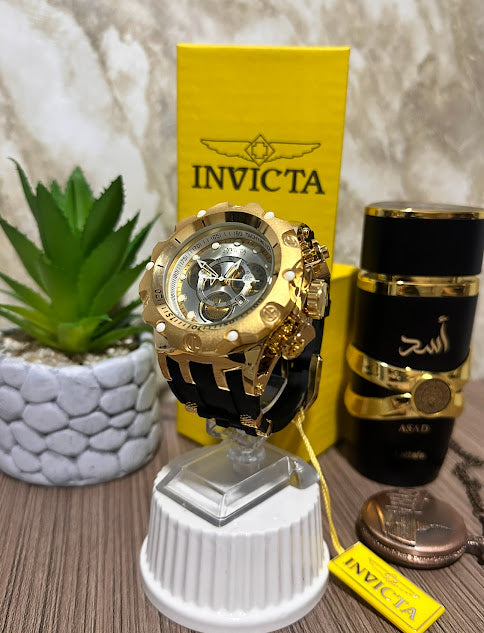 Invicta Dorado Esfera Plateada Aro con Relieve Manilla Silicona Negra V6