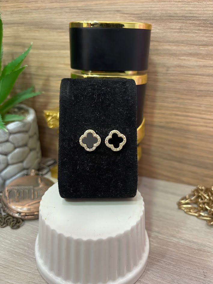 TOPO TREBOL RESINA BORDE CIRCON 11MM ORO LAMINADO