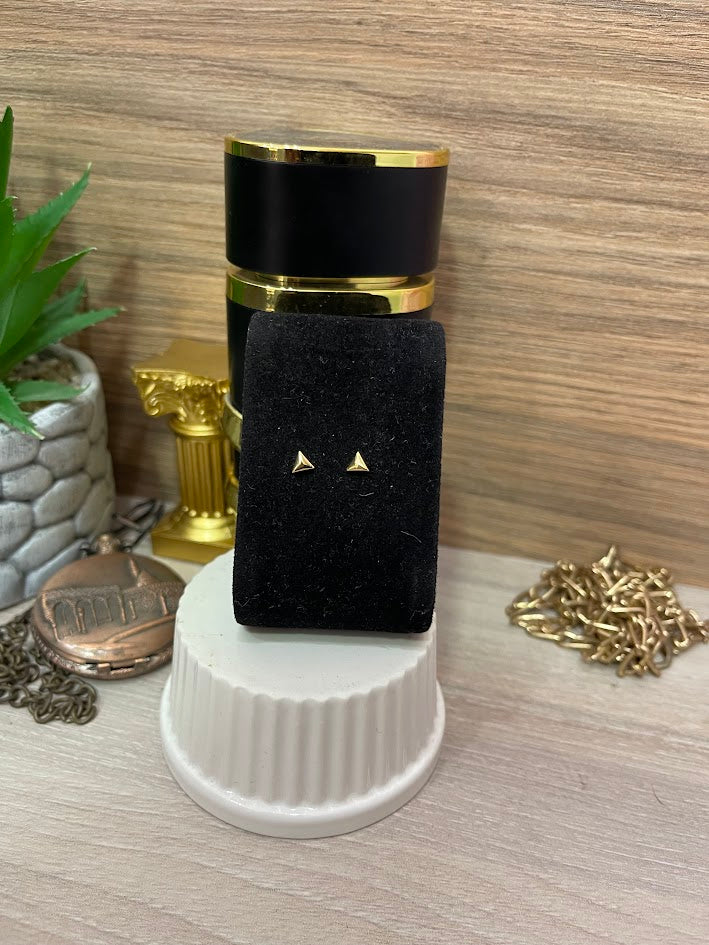 TOPO TRIANGULO MINI 5MM ORO LAMINADO