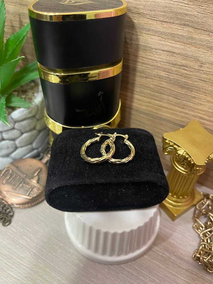 CANDONGA TUBO ENTORCHADA 20X24MM ORO LAMINADO