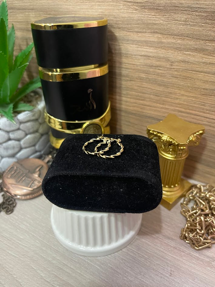 CANDONGA ENTORCHADA DELGADA 20MM ORO LAMINADO