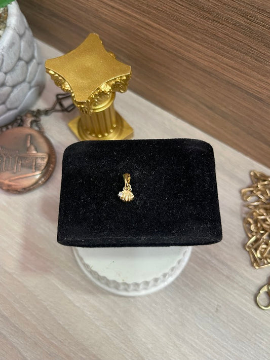 DIJE CONCHA MINI CIRCON X1 7X13MM ORO LAMINADO