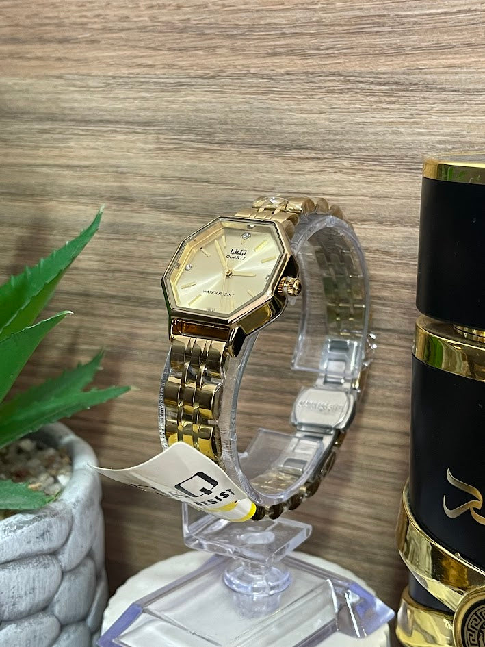 RELOJ QYQ DAMA TODO DORADO OCTAGONAL