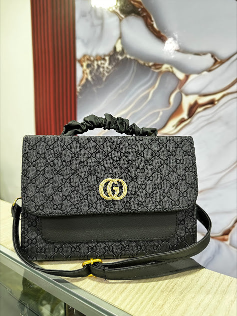 CARTERA GO NEGRA INCLUYE CORREA