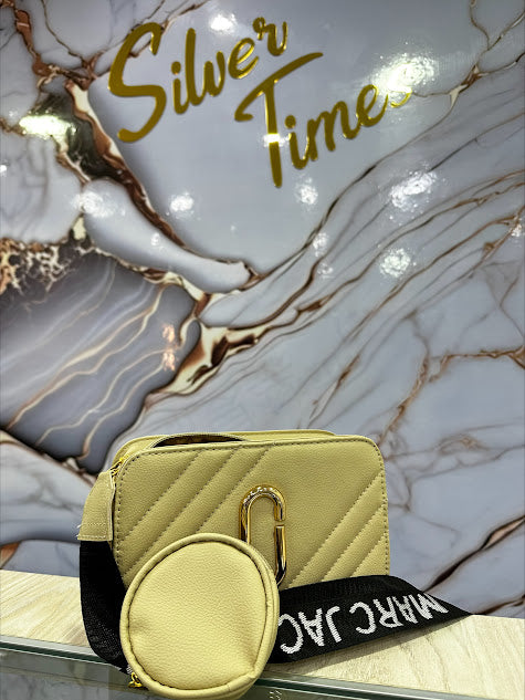 CARTERA O BEIGH INCLUYE MONEDERO