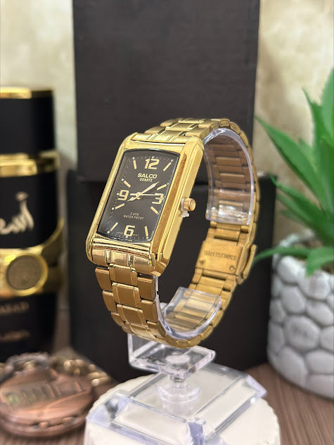 SALCO CABALLERO CUADRADO DORADO ESFERA NEGRANUMEROS DORADOA