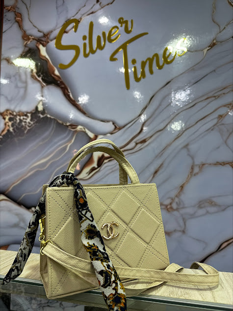 CARTERA CC BEIGH INCLUYE CORREA