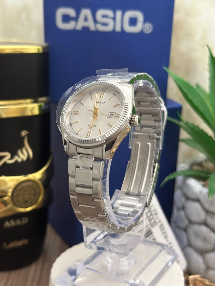 CASIO ORIGINAL PLATEADO ESFERA PLATEADA